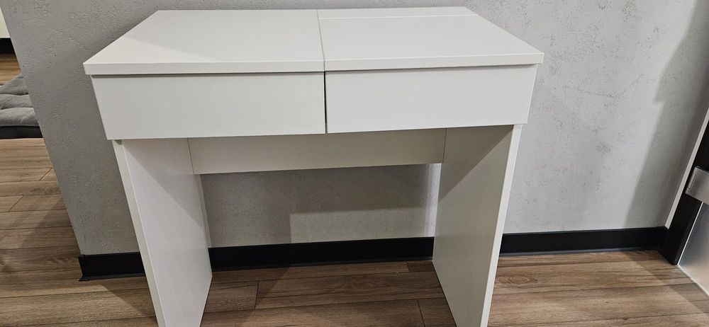 Toaletka Ikea Brimnes