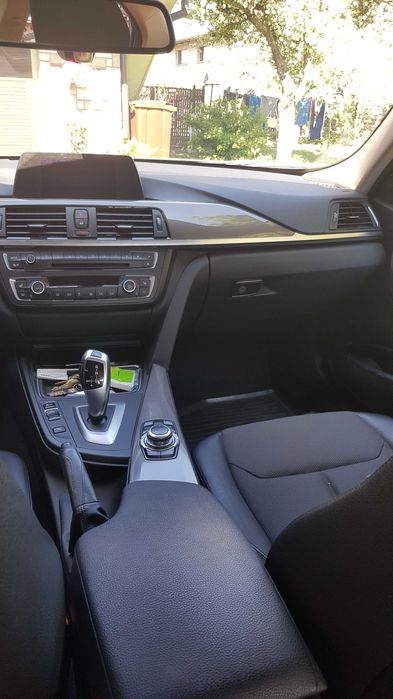 SPRZEDAM BMW 320D xdrive