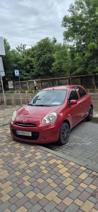 Автомобіль Nissan mikra k13