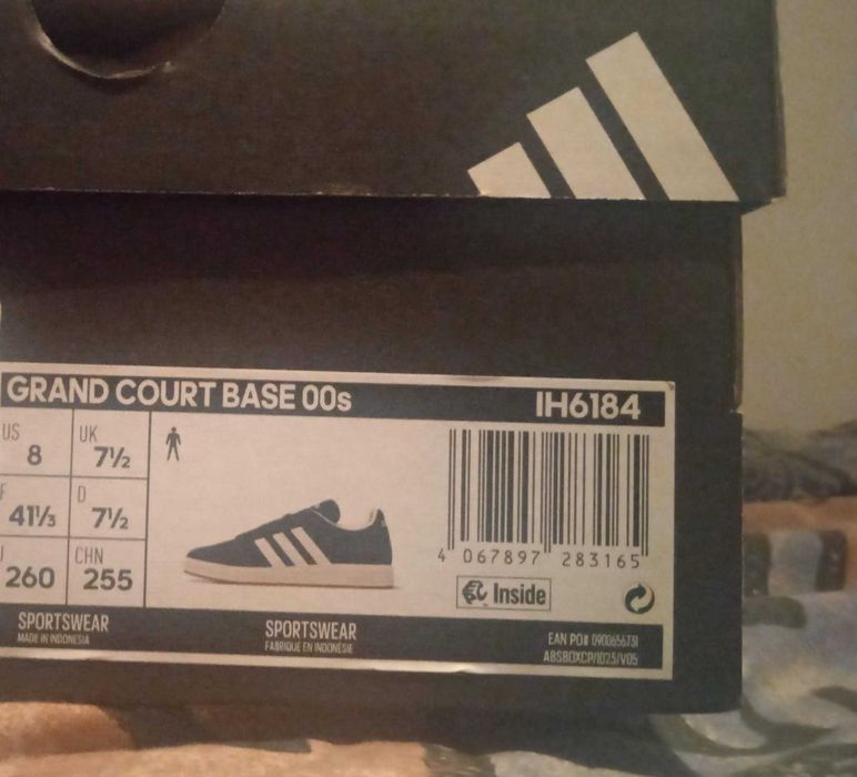 Adidas Court base 00s