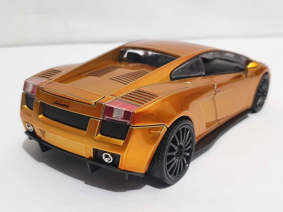 Auto metalowe skala 1/24 LAMBORGHINI GALLARDO Fast & Furious Złote