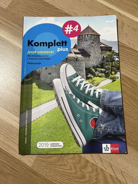 Podręcznik Komplett 4