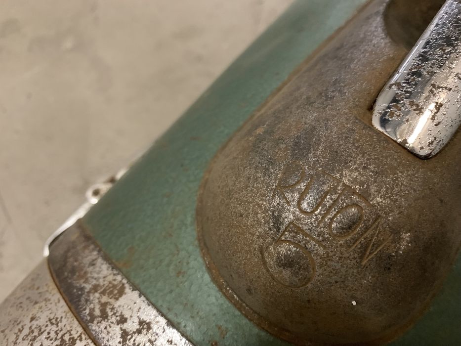 Aspirador Ruton 5 (anos 50) Vintage - para colecionadores