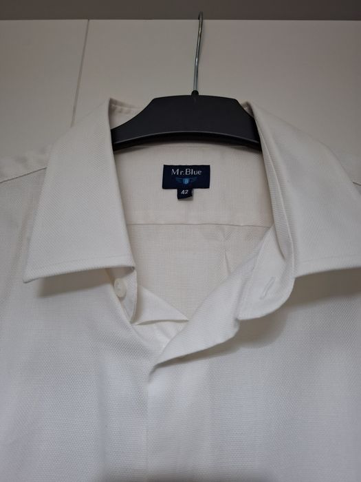 Camisa MrBlue, tamanho 42, para botõrs de punho
