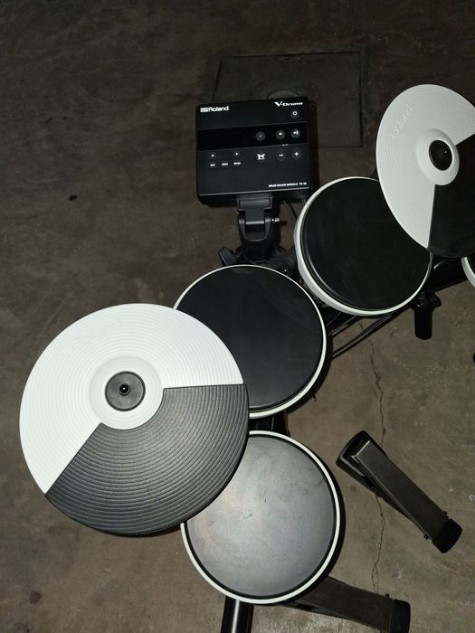 Bateria eletrónica roland TD-02 (novo)