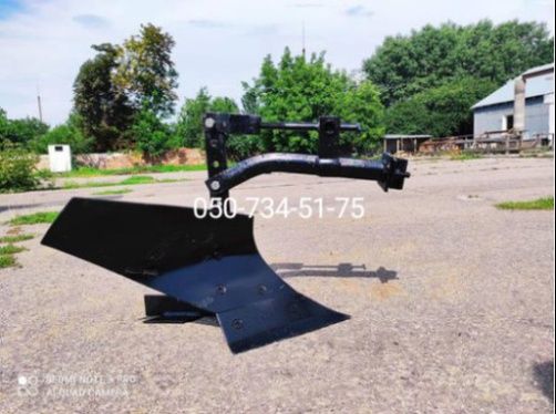 Універсальний плуг 105 для мотоблоків