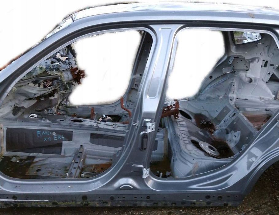 bmw x1 e84 słupek próg lewy