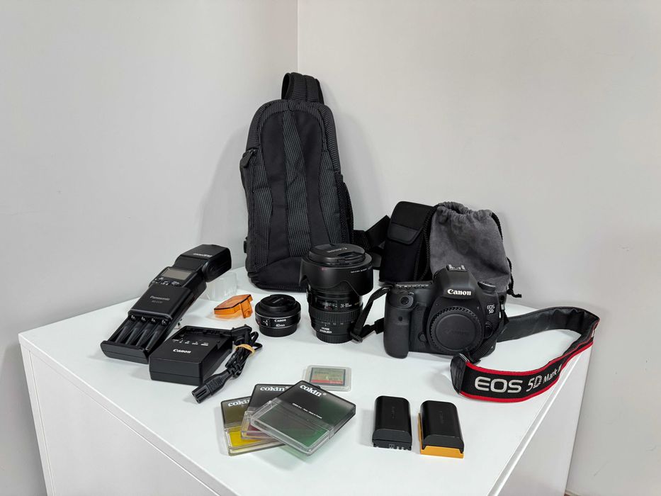 Canon 5D Mark III, 24-105mm, 40mm e acessórios