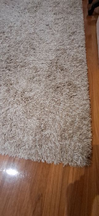 Carpete bege como nova