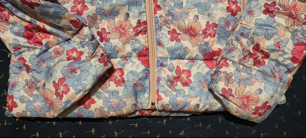 Kurtka z kwiatuszkami Pepperts roz. 140-146