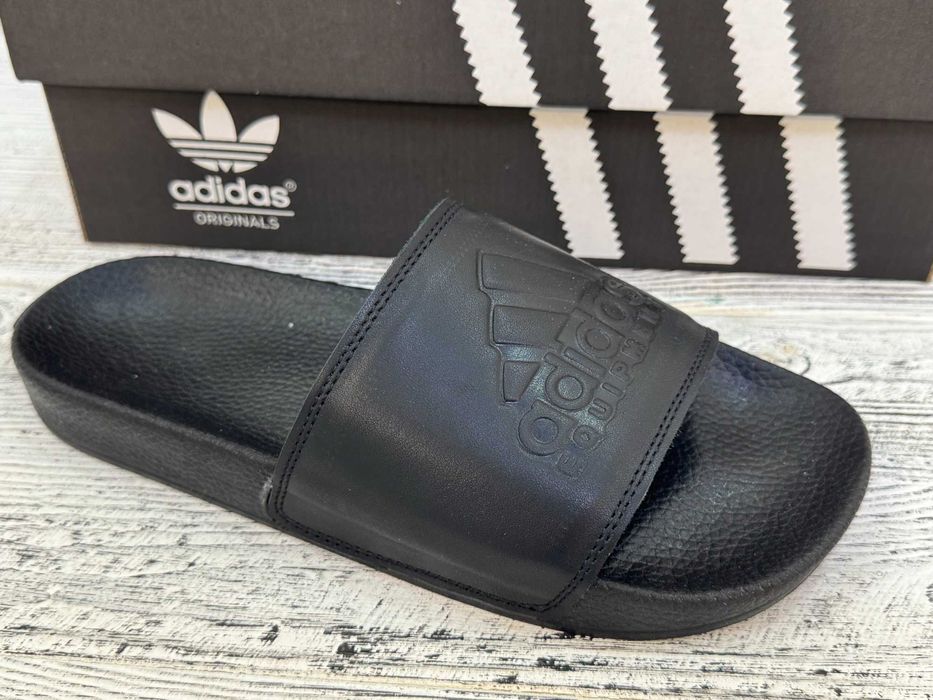 Чоловічі шкіряні шльопанці Адідас Чоловічі капці Adidas. Розміри 40–45
