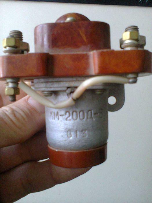 Контактор КМ-200 Д-В