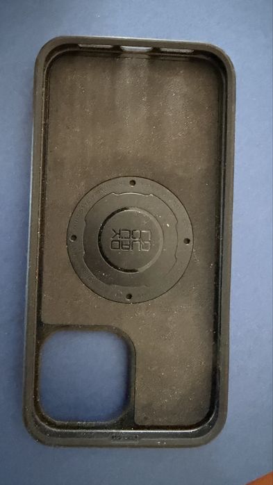 Capa iphone Quad Lock  13 pro max
