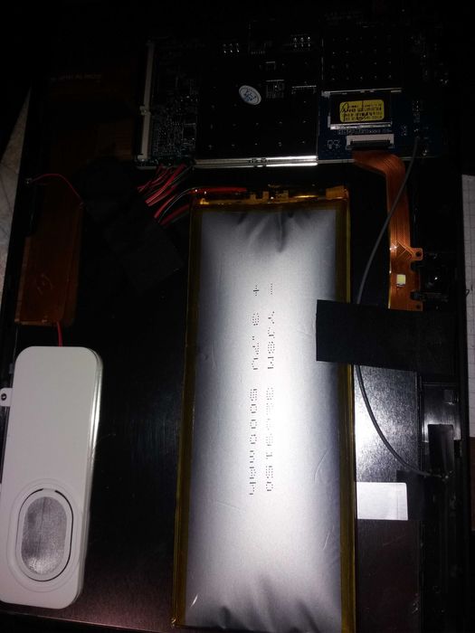 Планшет ASUS ( РАЗБИТ дисплей )
