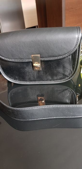 Torebka na grubym pasku