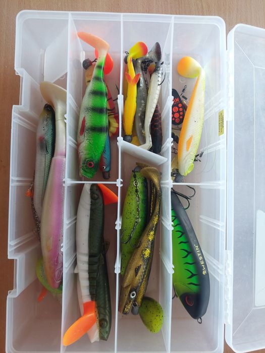 Przynety szczupakowe 12-20cm + pudełko