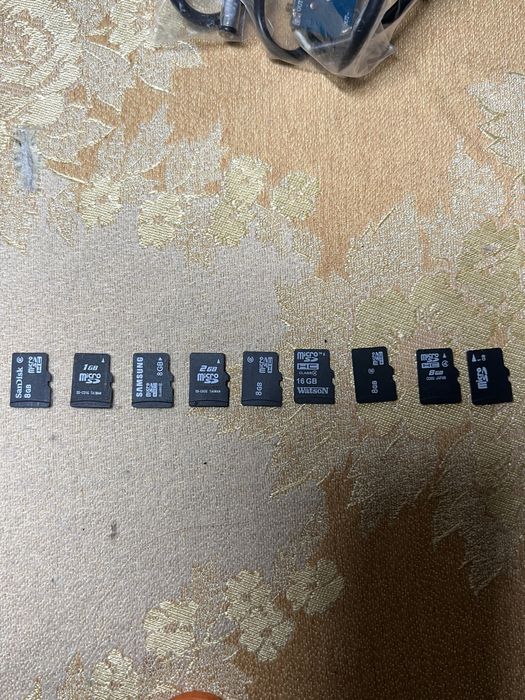 Карты памяти micro sd 1,8,16gb