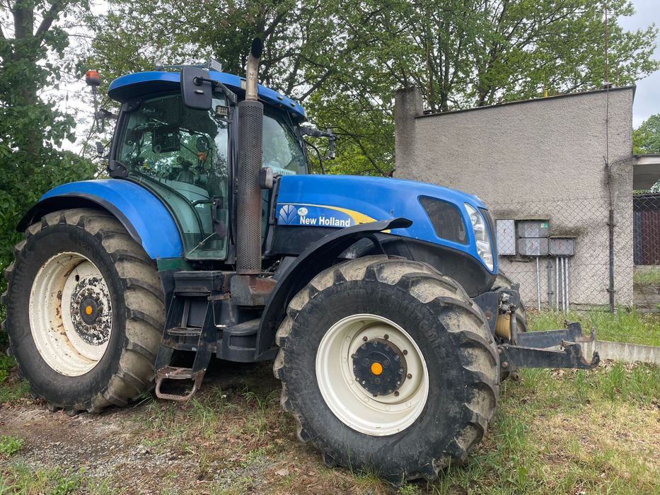 New Holland T 7050