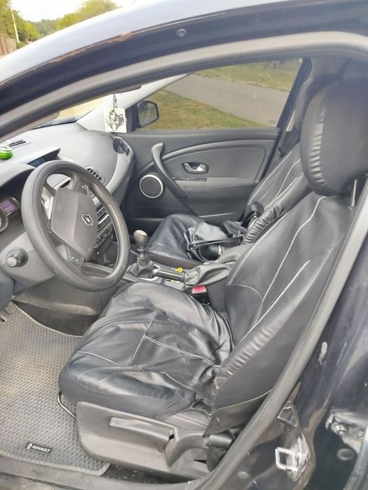 Renault Megane 3 2010р, 6 ст чудовому стані, хороша комплектація