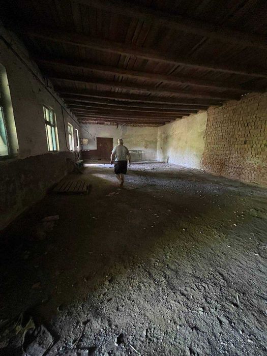 Продаж! Виробничо-складські приміщення 3ʼ050 м²