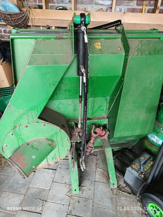 John Deere 344 kosz hydrauliczny do John Deere 455 / 445 / 425 – kompletny z hakiem i wałkiem
