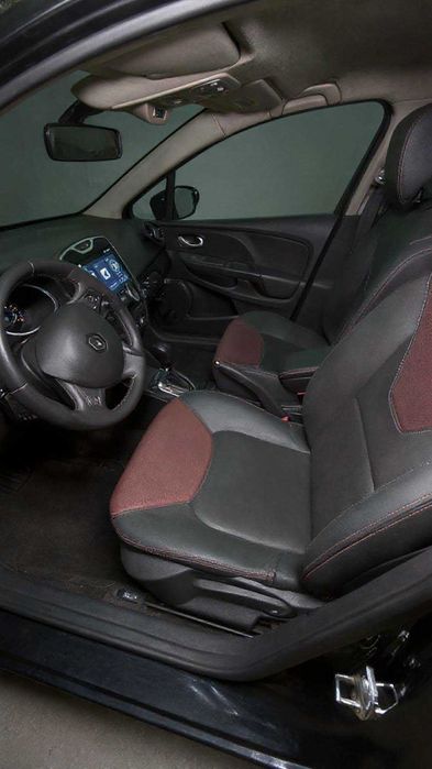 Marca: Renault Modelo/Versão: Clio Energy dCi 90 EDC Limitied (Caixa Automática) — photo 4