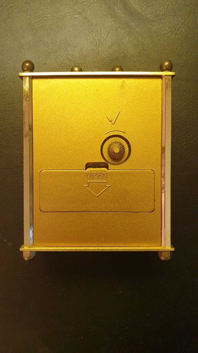 Relógio Decorativo Quartzo Numeração Romana - Seleções Reader's Digest