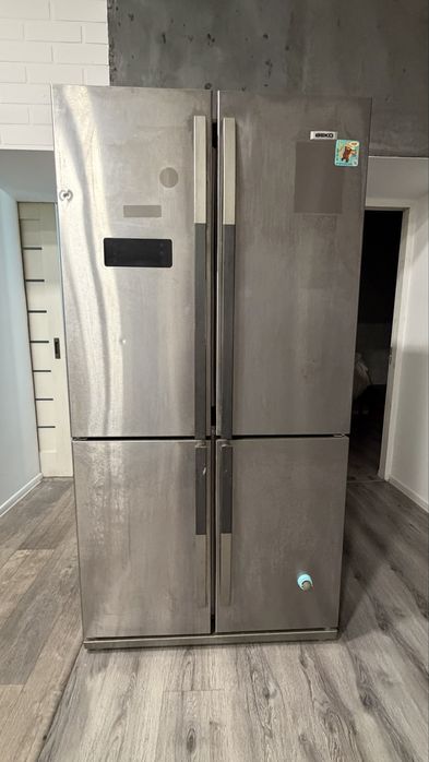 Холодильник BEKO side by side на восстановление
