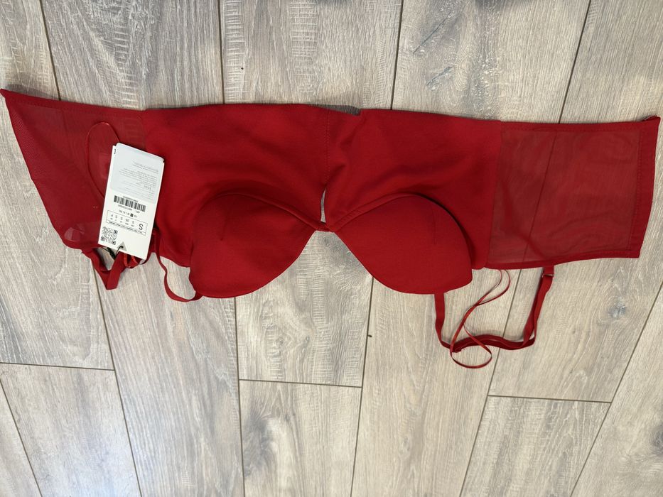 Жіночий топ Zara