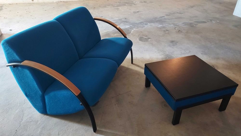 Sofa escritório  e mesa de apoio
