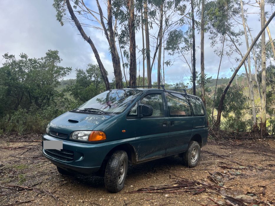 4WD Space Gear Mitsubishi
