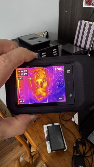 Profesjonalna kamera termowizyjna FLIR C3-X wifi