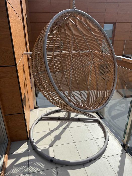 Ogrodowy fotel wiszący Cocoon De Luxe (jajko)