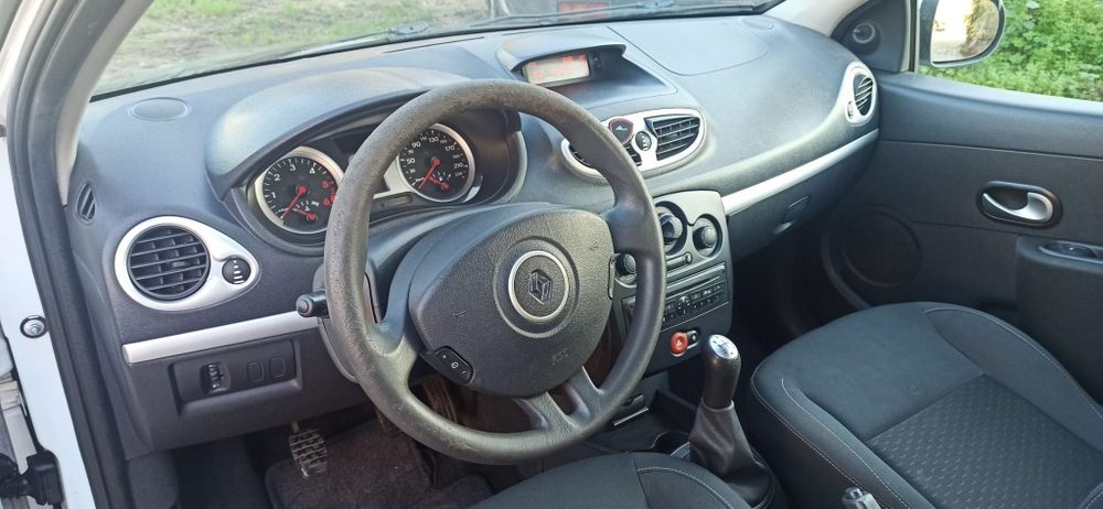 Renault Clio fase 3 1.5 dci