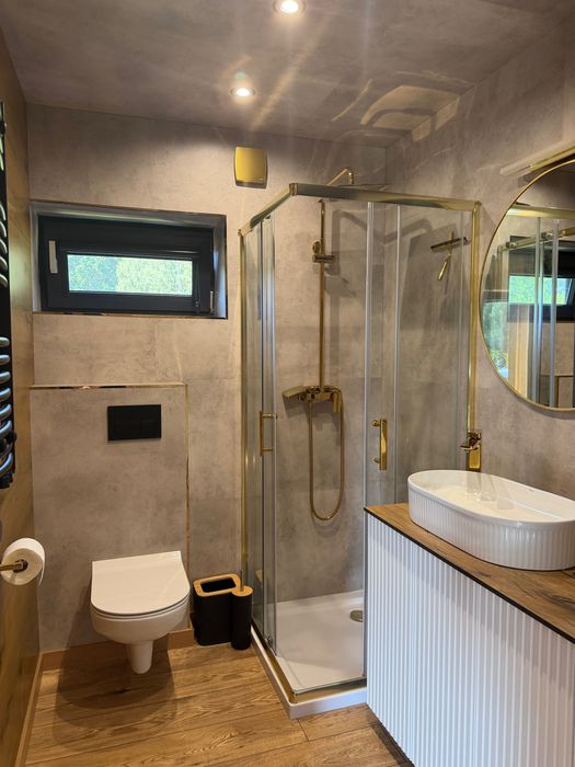 Glamping Polesie-domek z balią Grabniak jezioro Rotcze.