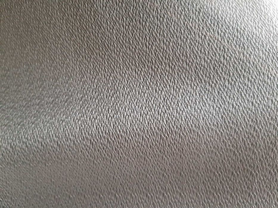 Отрезы тканей разных цветов