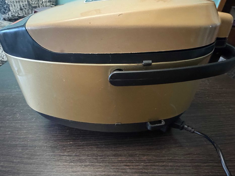 Мультиварка з фритюрницею Multicooker