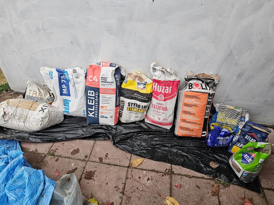 Mieszanki budowlane – kleje, zaprawy, tynki, gładzie – różne rodzaje
