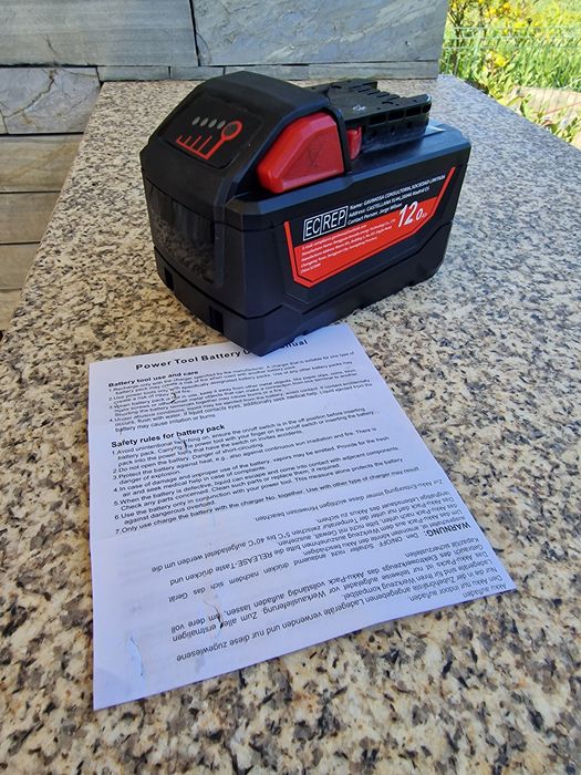 bateria de iões de lítio (Lithium-Ion) de 18V e 12.0Ah