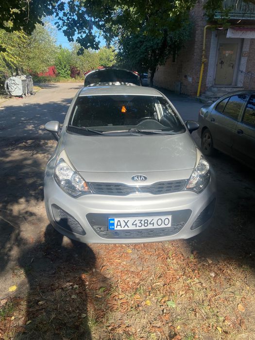 Легкова машина Kia Rio