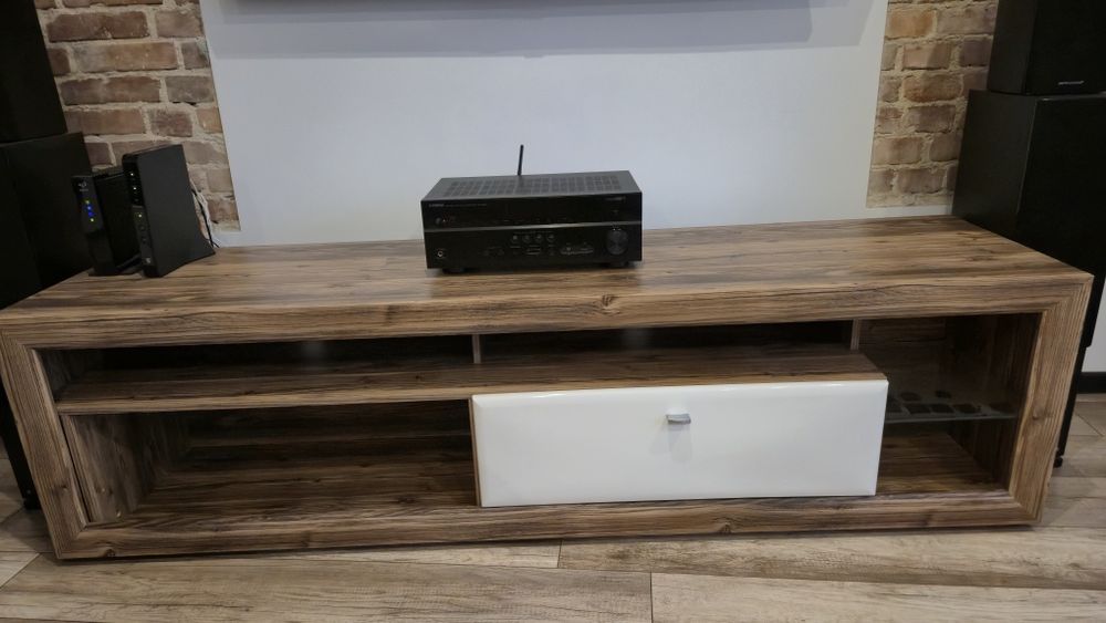 Stolik  szafka komoda rtv