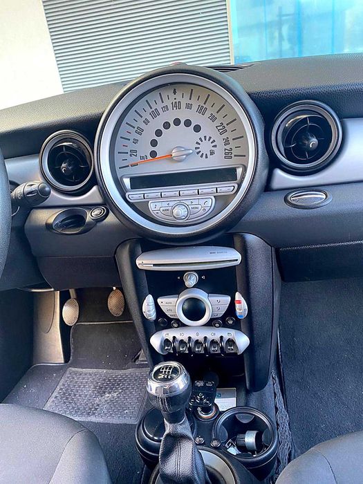 MINI Cooper D 1.6 – 169.000 km