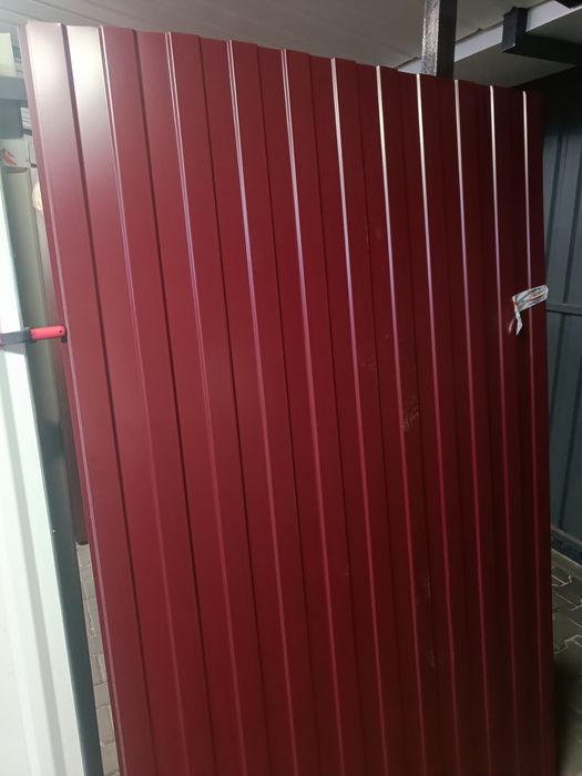 Профнастил некондиция или новый есть на Титова1 и Совхозная7 Днепр