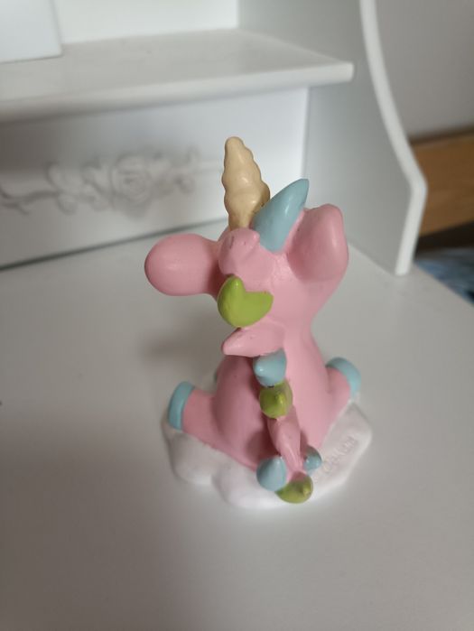 Figurka jednorożec na tort