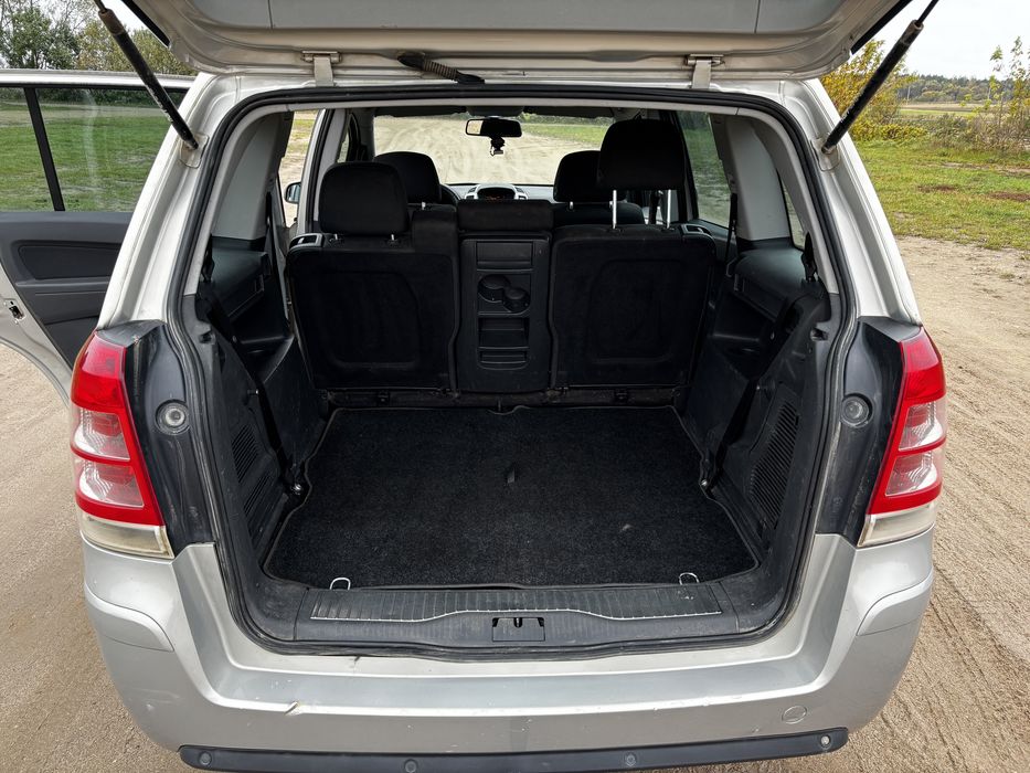 Opel zafira B 1.9cdti