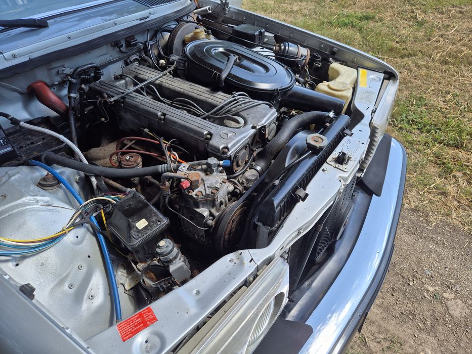 W123 Coupe 2.8 C123
