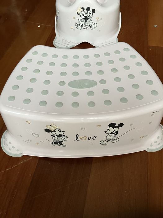 Penico, degrau e tampa do Mickey e da Minnie