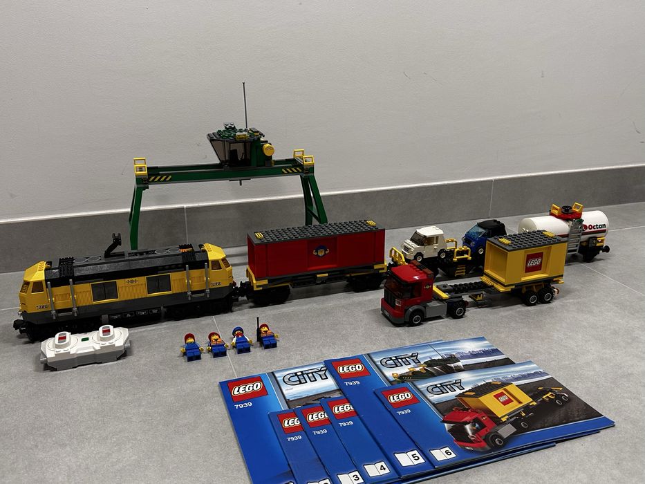 Lego City 7939 żółty pociag z powered Up