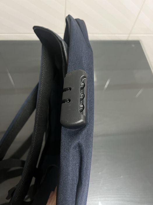 Mochila com cadeado