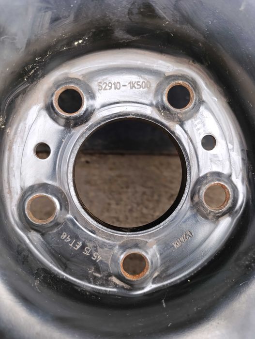 Felgi stalowe 15'' Hyundai i30 Mazda 3 Kia Ceed 6J 5x114,3 ET48